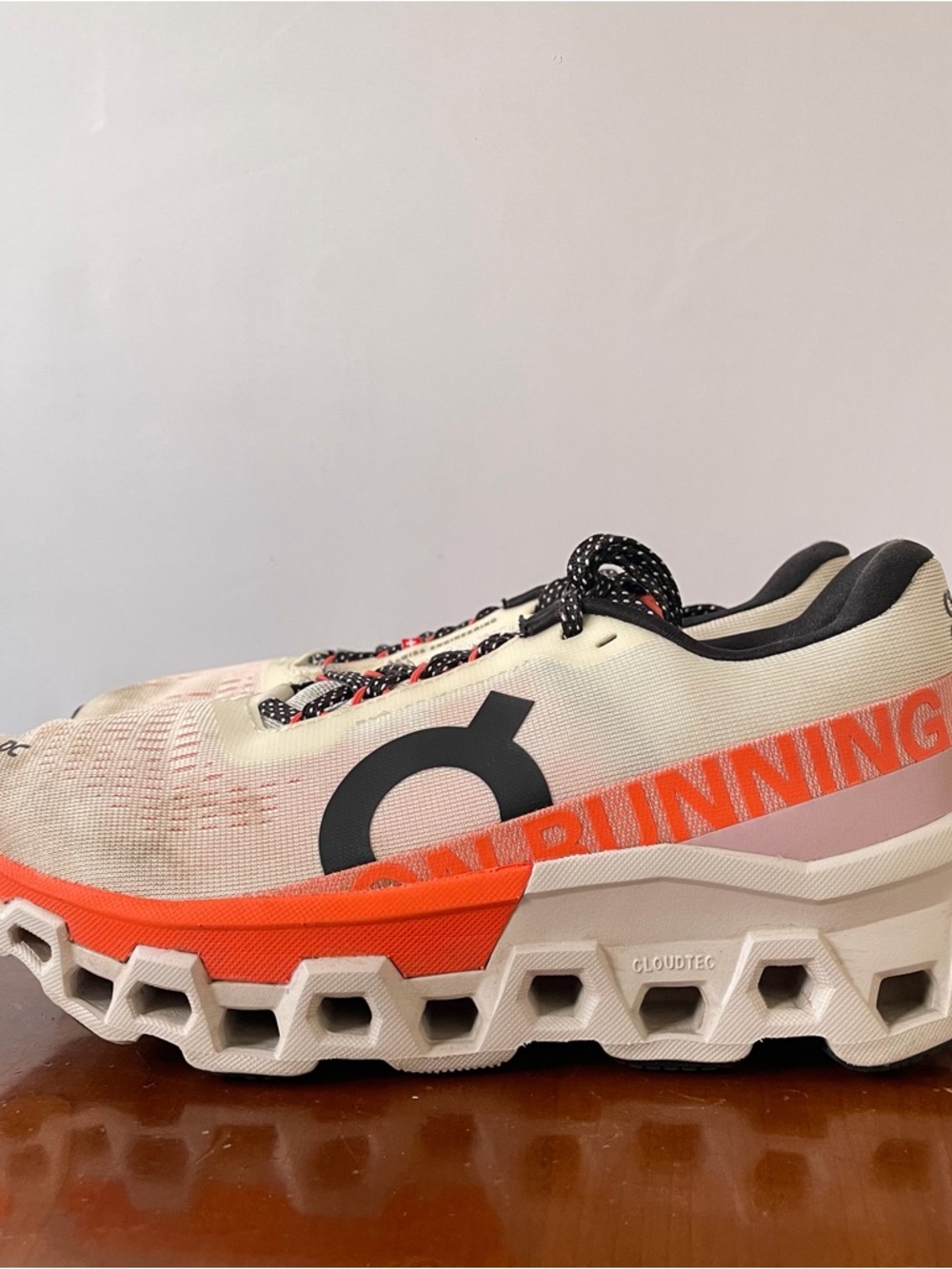On Running Women’s Cloudmonster 2 Running Shoes | US 7.5